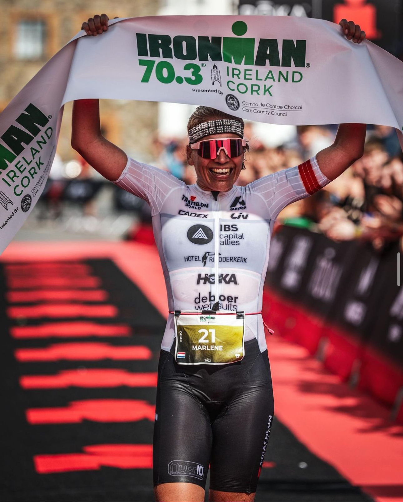 Hitze-Akklimatisierung für Sportler: Ihr Guide für Bestleistungen in Berlin, Wien und den Schweizer Alpen
